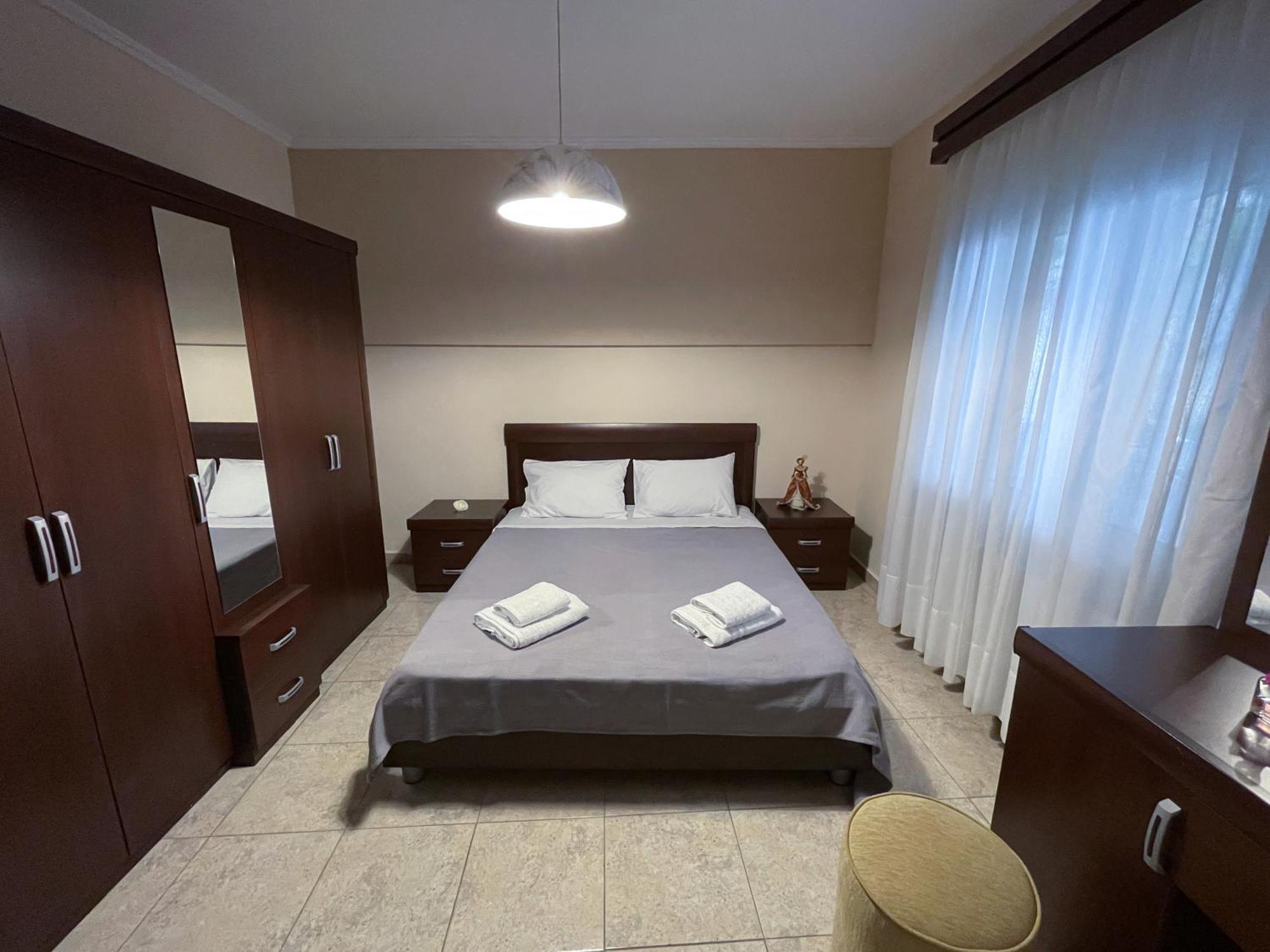Aristides Guesthouse Krinídhes Eksteriør bilde